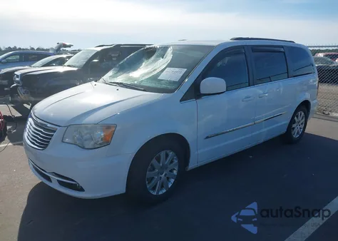 2014 Chrysler Town & Country Touring z USA, uszkodzony, nr VIN 2C4RC1BG6ER156832
